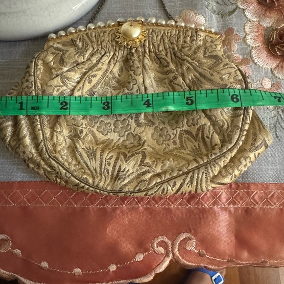Vintage 1930’ Silk Brocade Evening Purse Small Metallic Bag with Faux Pearl - Picture 10 of 13
